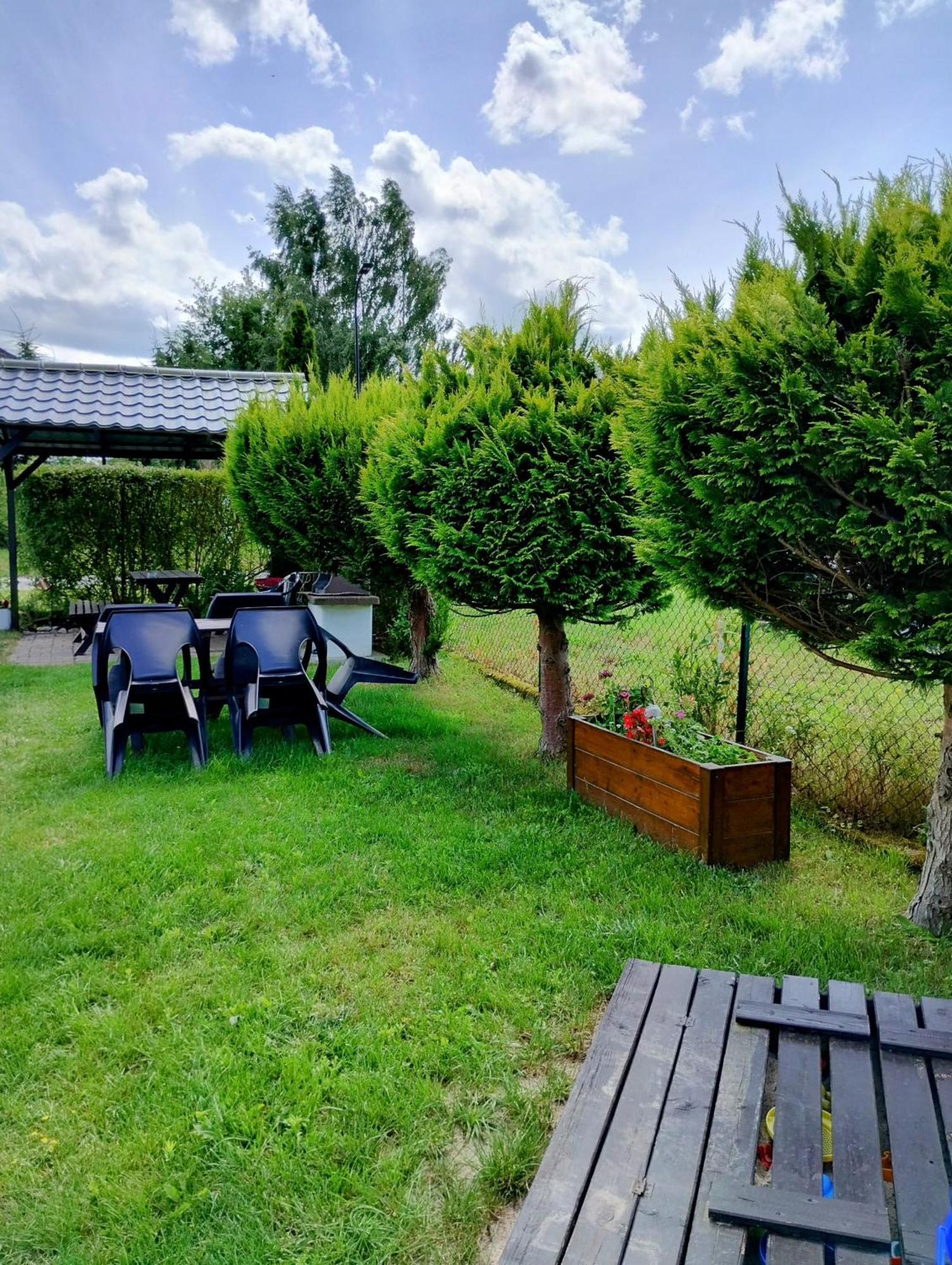 Domki Letniskowe Aneta Trzęsacz Exterior foto